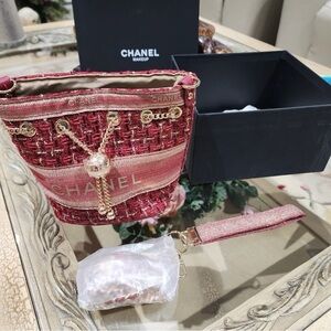 Burgundy Tweed Shoulder Bag